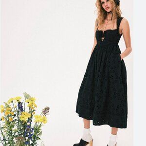 $289 NWT Black For Love And Lemons “Nicola” Eyelet Midi Dress Sz Small